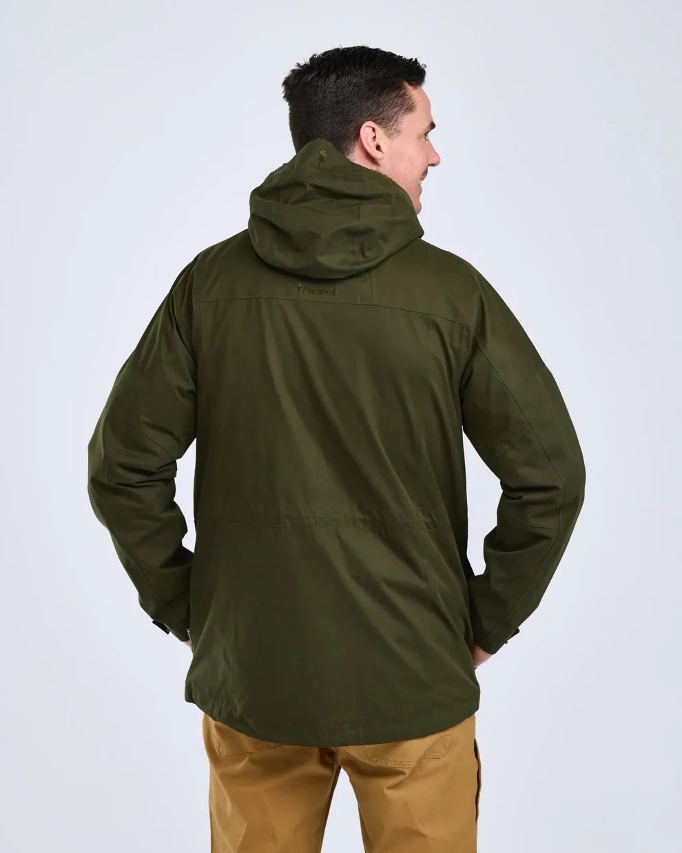 Pinewood Nydala Classic 2L miesten takki – Moss Green - Image 2
